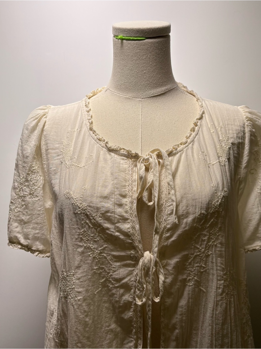 American Eagle Outfitters Cream Tie-Front Boho Blouse Size M - Picture 2 of 10